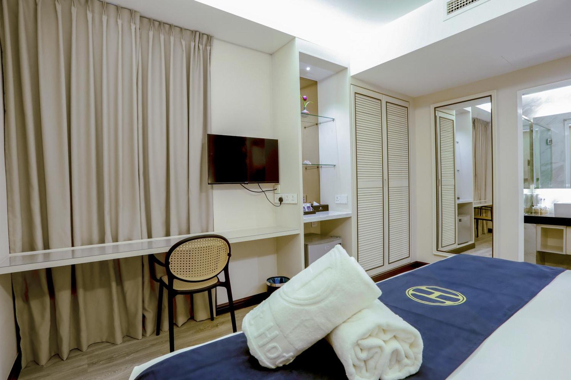 The Host Hotel Іпох Екстер'єр фото