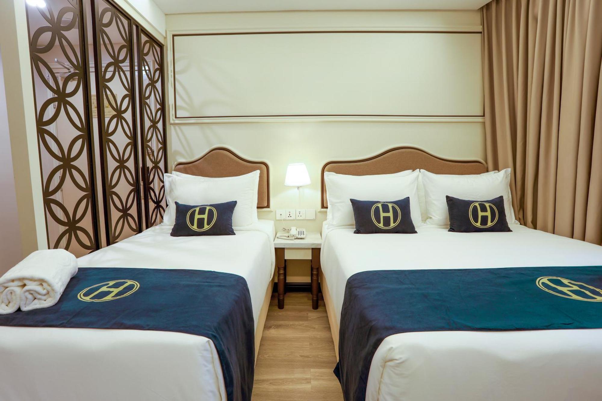 The Host Hotel Іпох Екстер'єр фото
